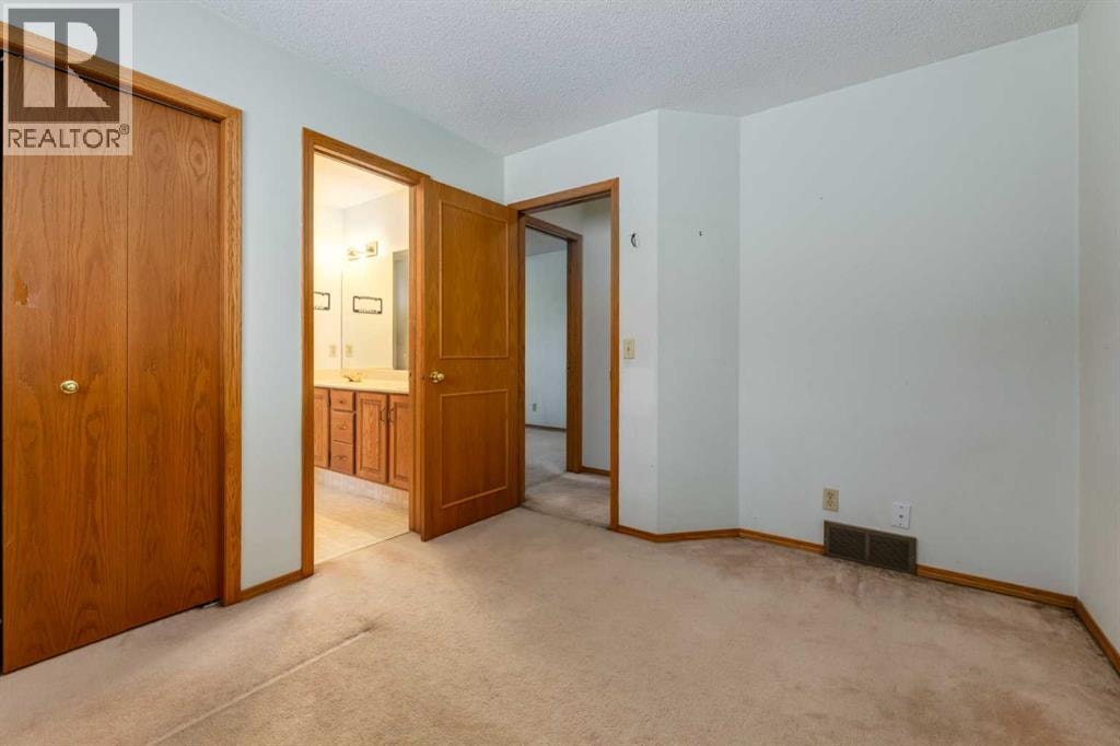 183 Edgevalley Circle NW — photo 30