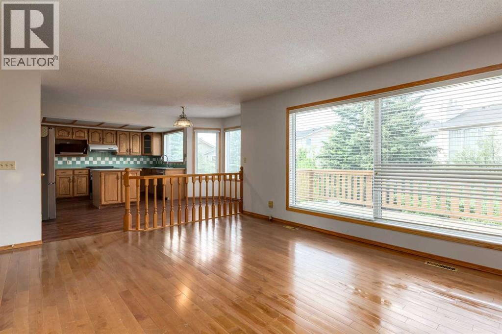 183 Edgevalley Circle NW — photo 11