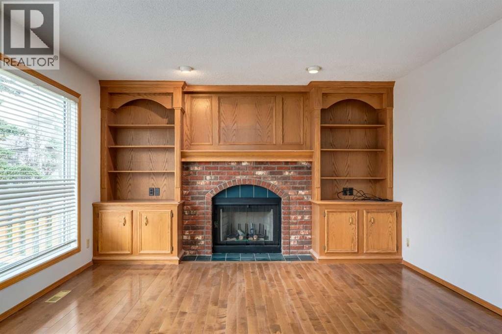183 Edgevalley Circle NW — photo 9
