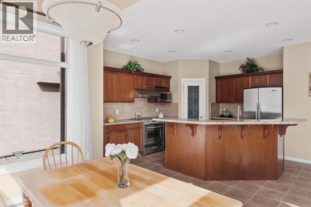 430 Discovery Ridge Boulevard SW — photo 14