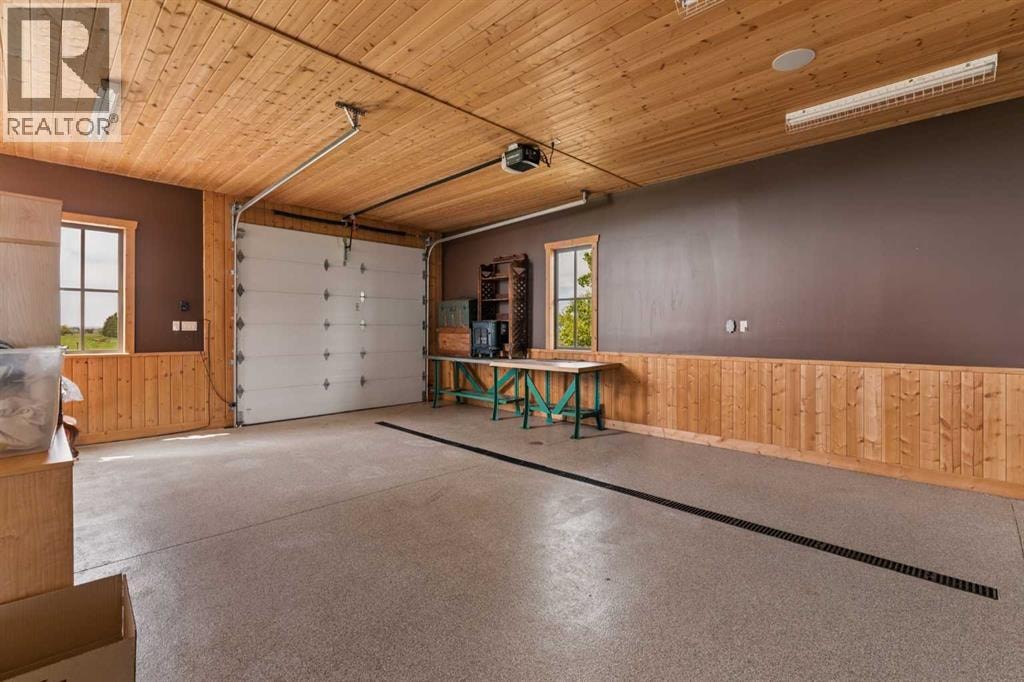 261074 Township Road 262 — photo 45