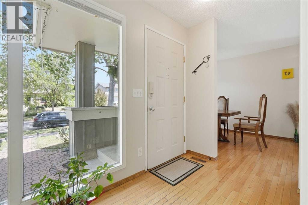 121 Sunbank Way SE — photo 3
