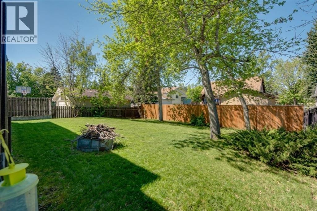 12 Oakvale Place SW — photo 42