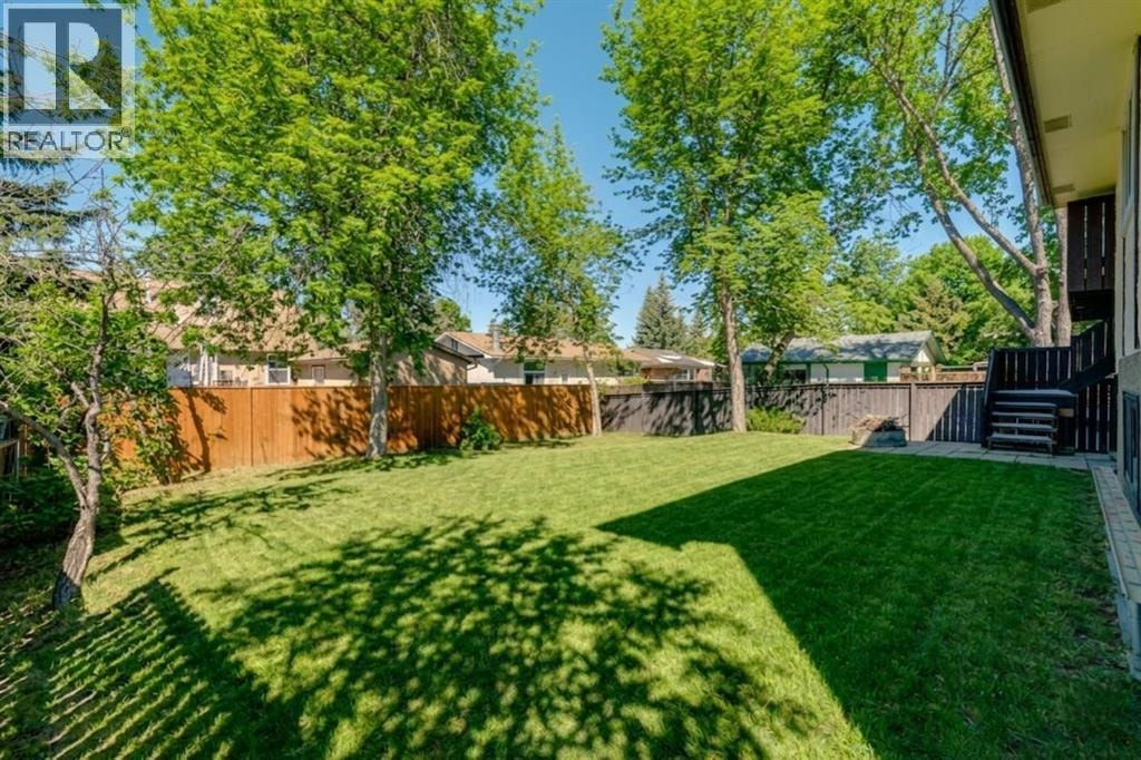 12 Oakvale Place SW — photo 41