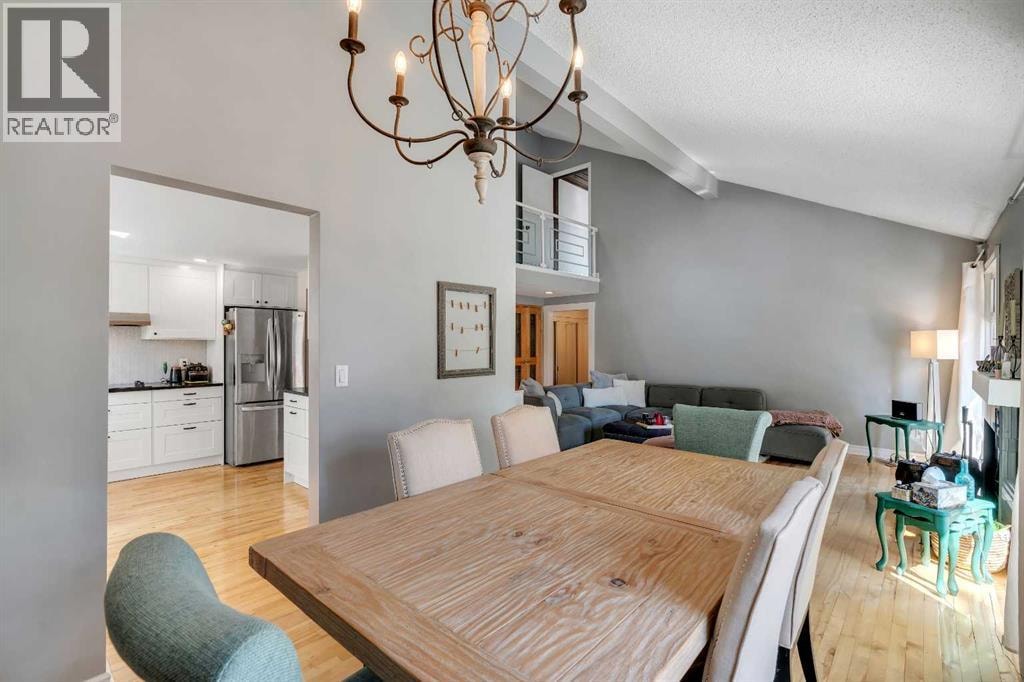 12 Oakvale Place SW — photo 8