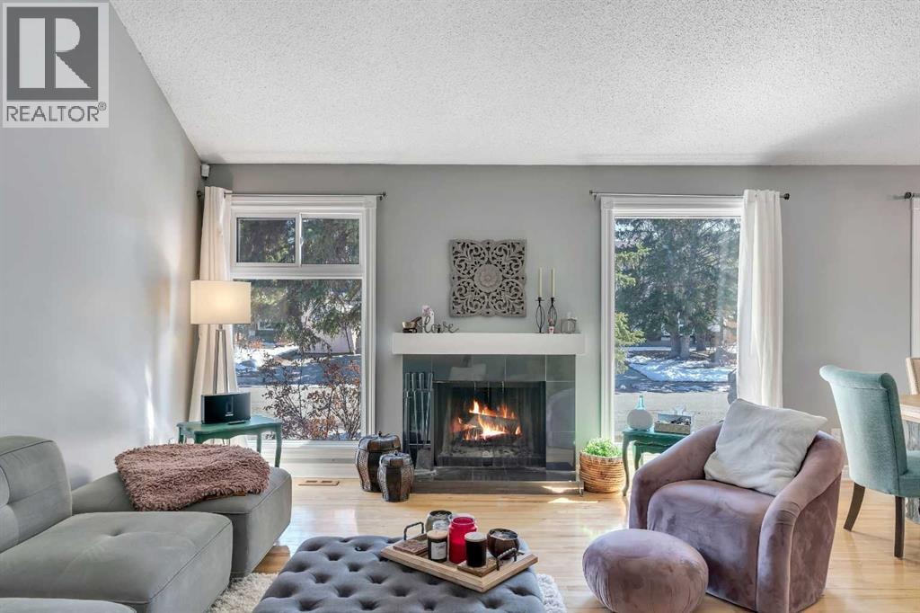 12 Oakvale Place SW — photo 4