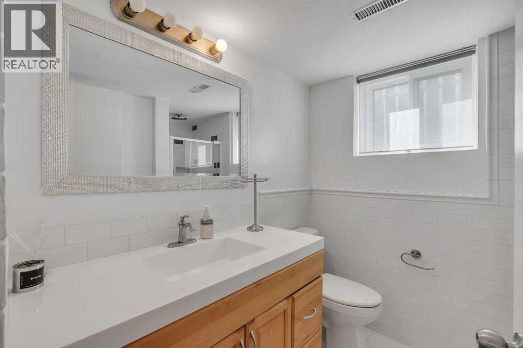 12 Oakvale Place SW — photo 31