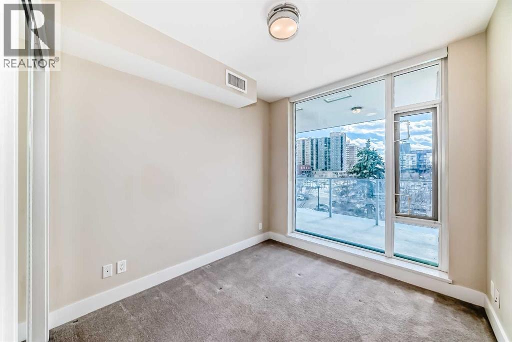 204, 560 6 Avenue SE — photo 35