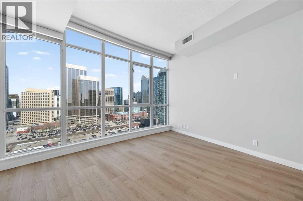 1804, 788 12 Avenue SW — photo 19