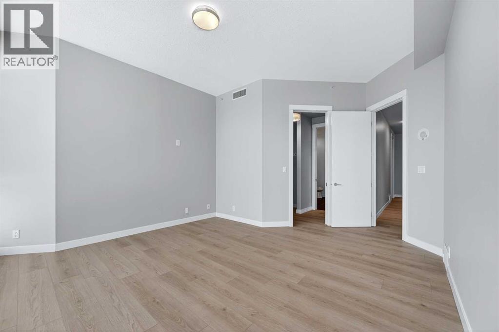 1804, 788 12 Avenue SW — photo 29