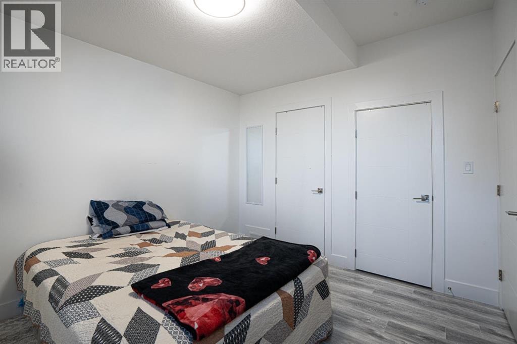 321 Kinniburgh Cove — photo 32