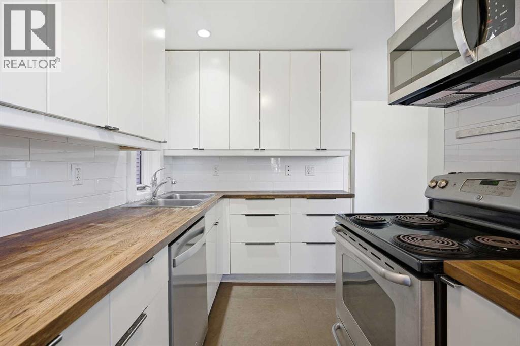 224 30 Avenue NE — photo 15