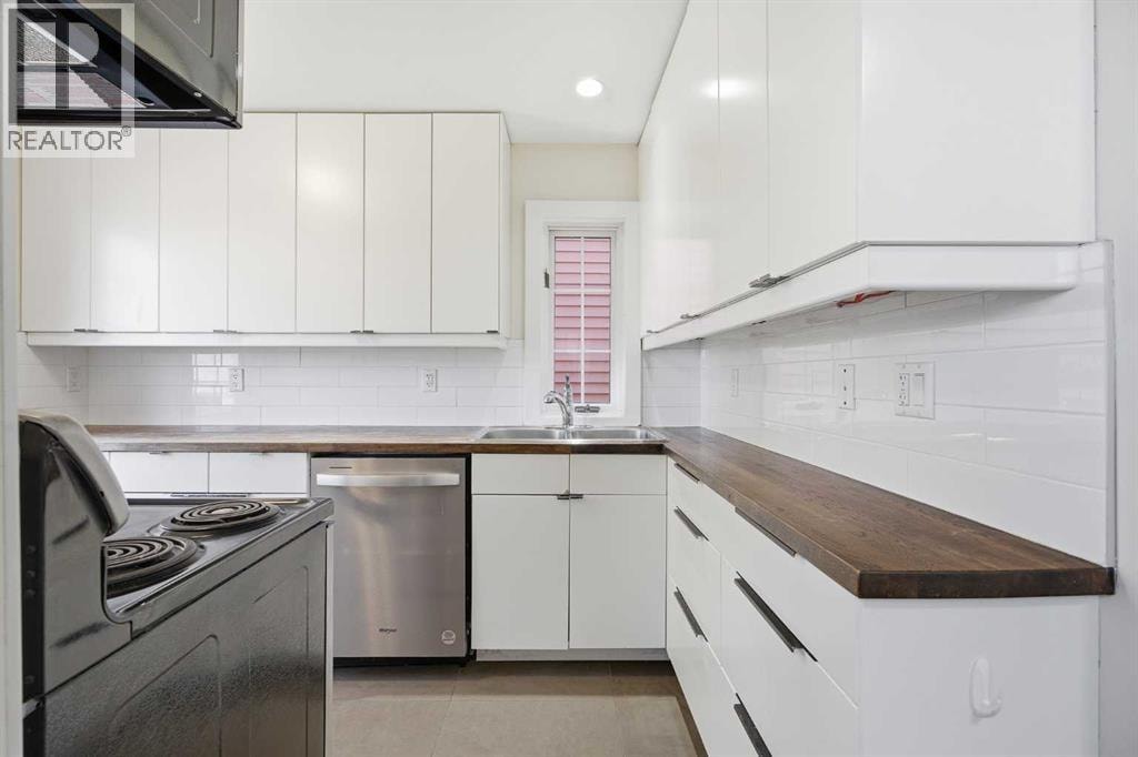 224 30 Avenue NE — photo 12