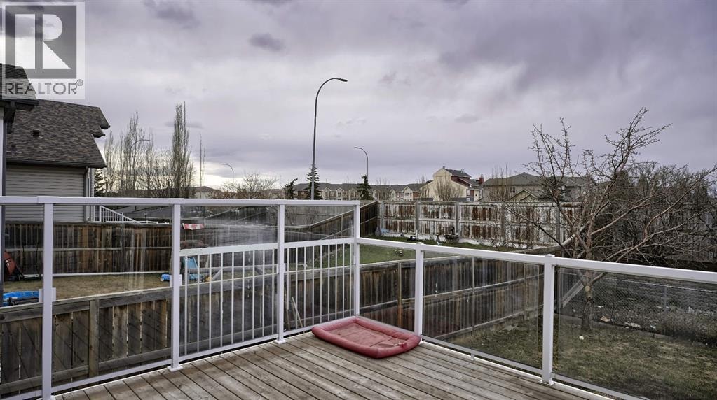 139 Coopers Close SW — photo 39