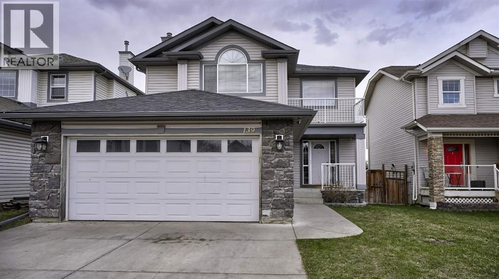 139 Coopers Close SW — photo 3