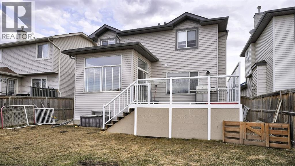 139 Coopers Close SW — photo 36