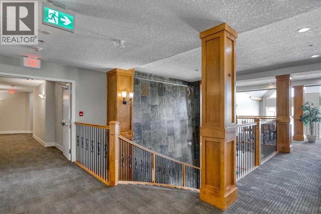 213, 77 George Fox Trail W — photo 24