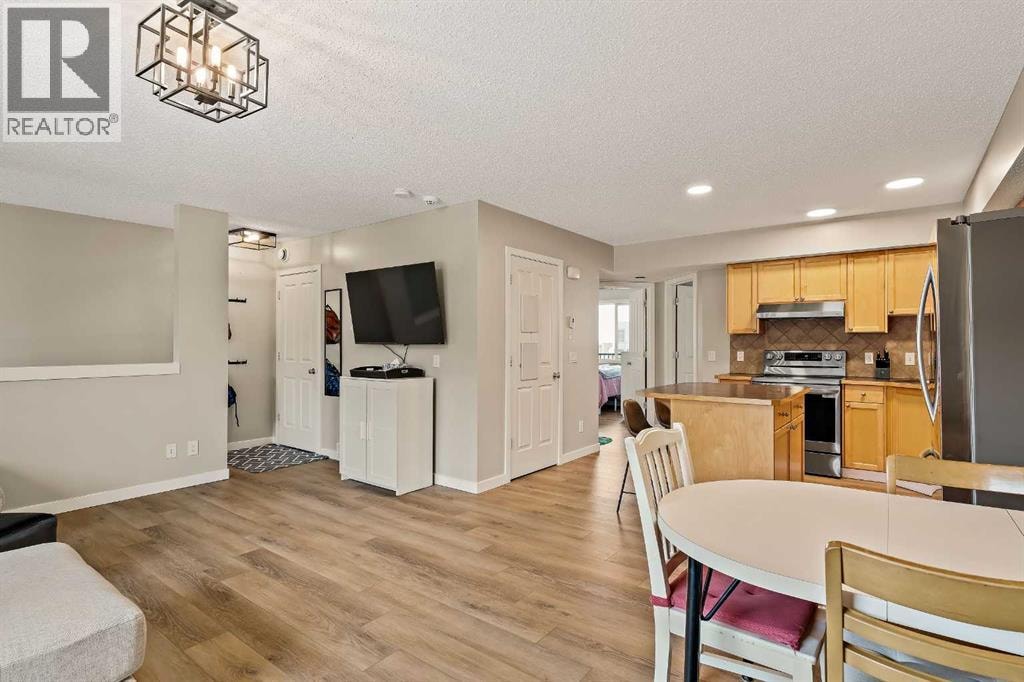 1806, 140 Sagewood Boulevard SW — photo 10