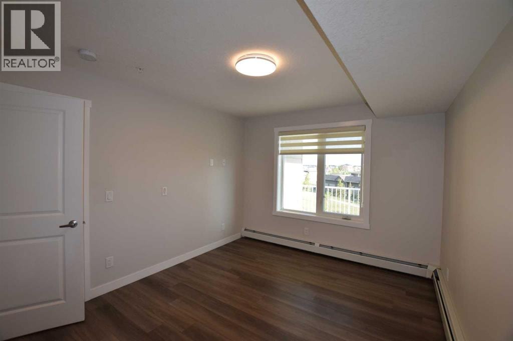 2318, 6118 80 Avenue NE — photo 10