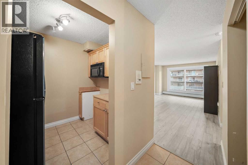 303, 1334 12 Avenue SW — photo 4