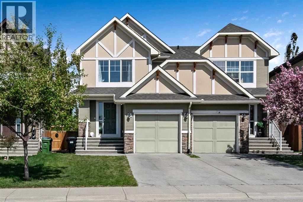 32 Cranston Gate SE — photo 1