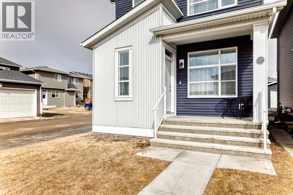 220 Cornerstone Grove NE — photo 3