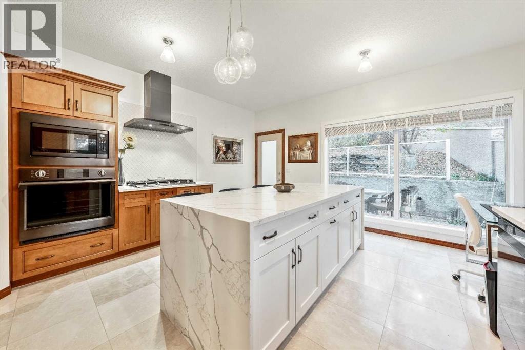 212 12A Street NE — photo 20