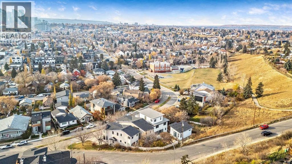 212 12A Street NE — photo 41
