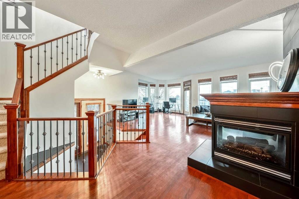 212 12A Street NE — photo 17
