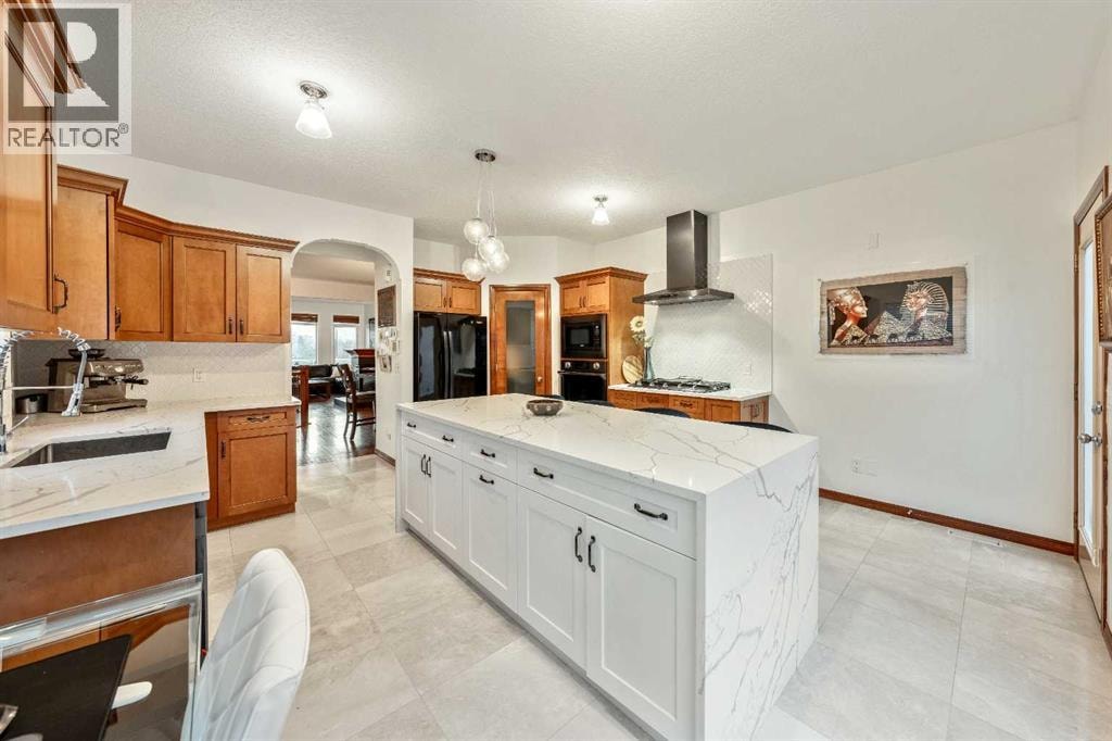 212 12A Street NE — photo 22