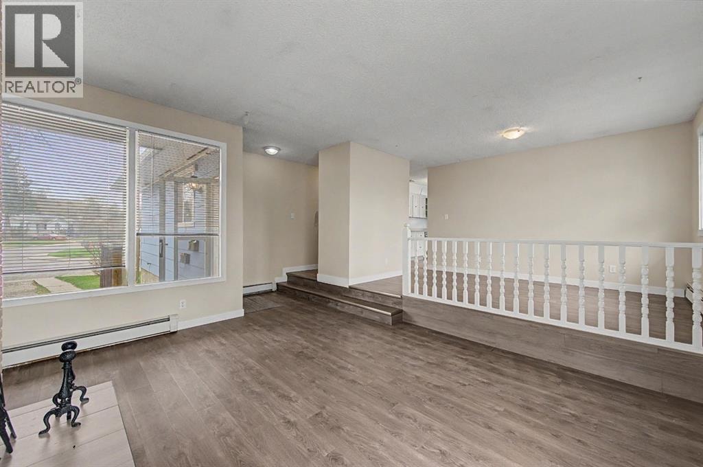 4004 79 Street NW — photo 4