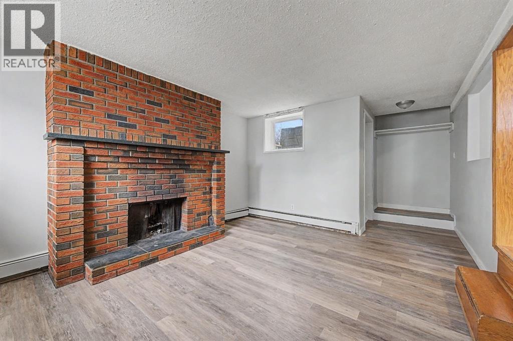 4004 79 Street NW — photo 23