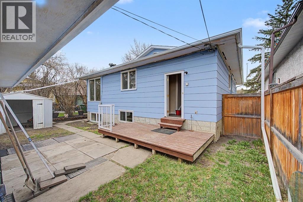 4004 79 Street NW — photo 37