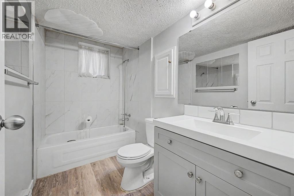 4004 79 Street NW — photo 26