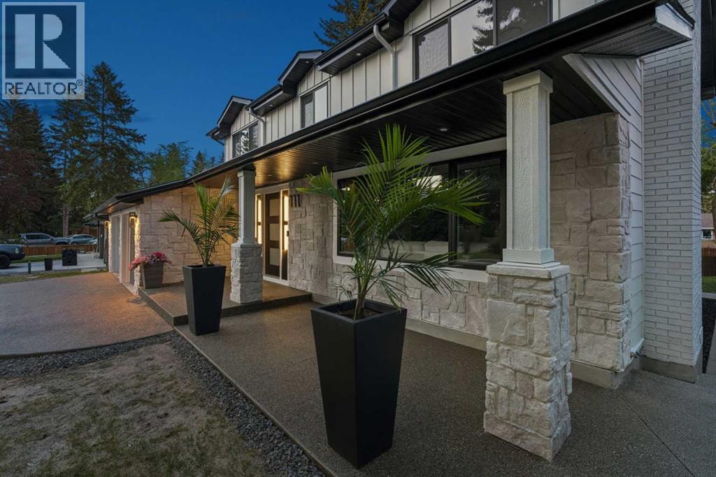 111 Canata Close SW — photo 3