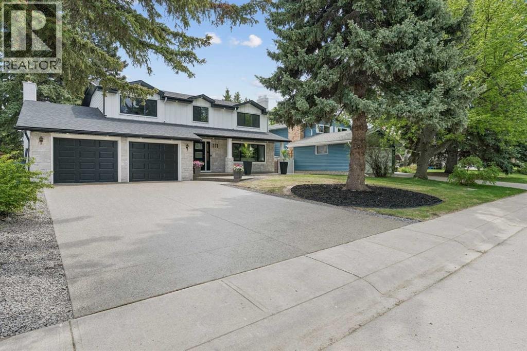 111 Canata Close SW — photo 4