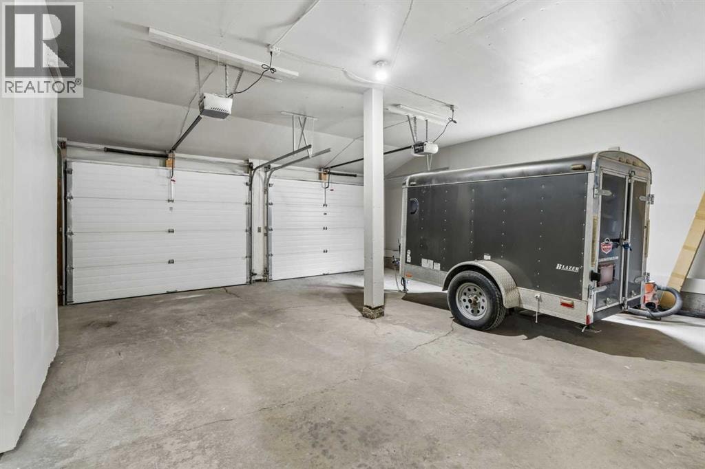 111 Canata Close SW — photo 41