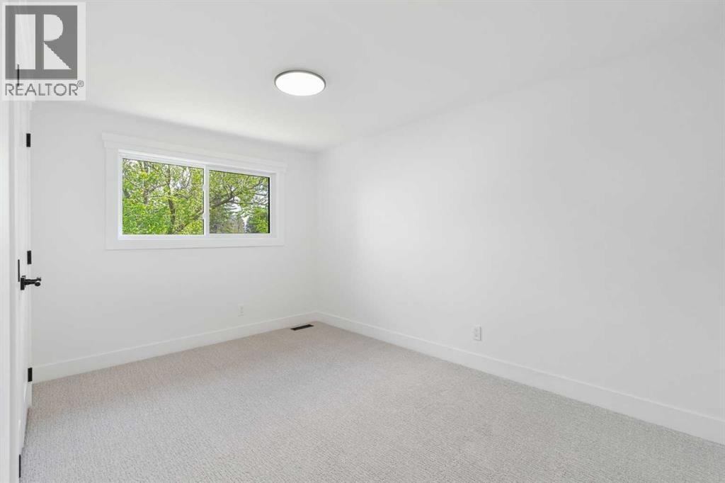 111 Canata Close SW — photo 30