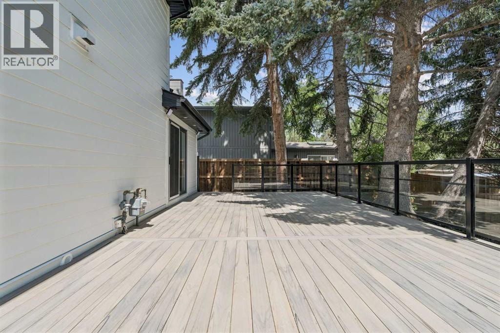 111 Canata Close SW — photo 42