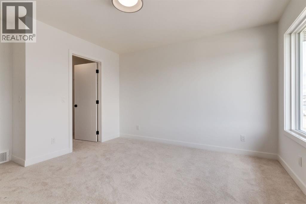 218 Sora Gardens SE — photo 24