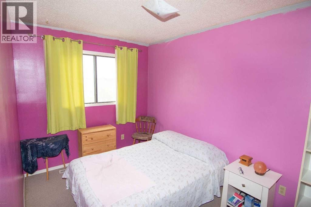 5502 Temple Road NE — photo 18
