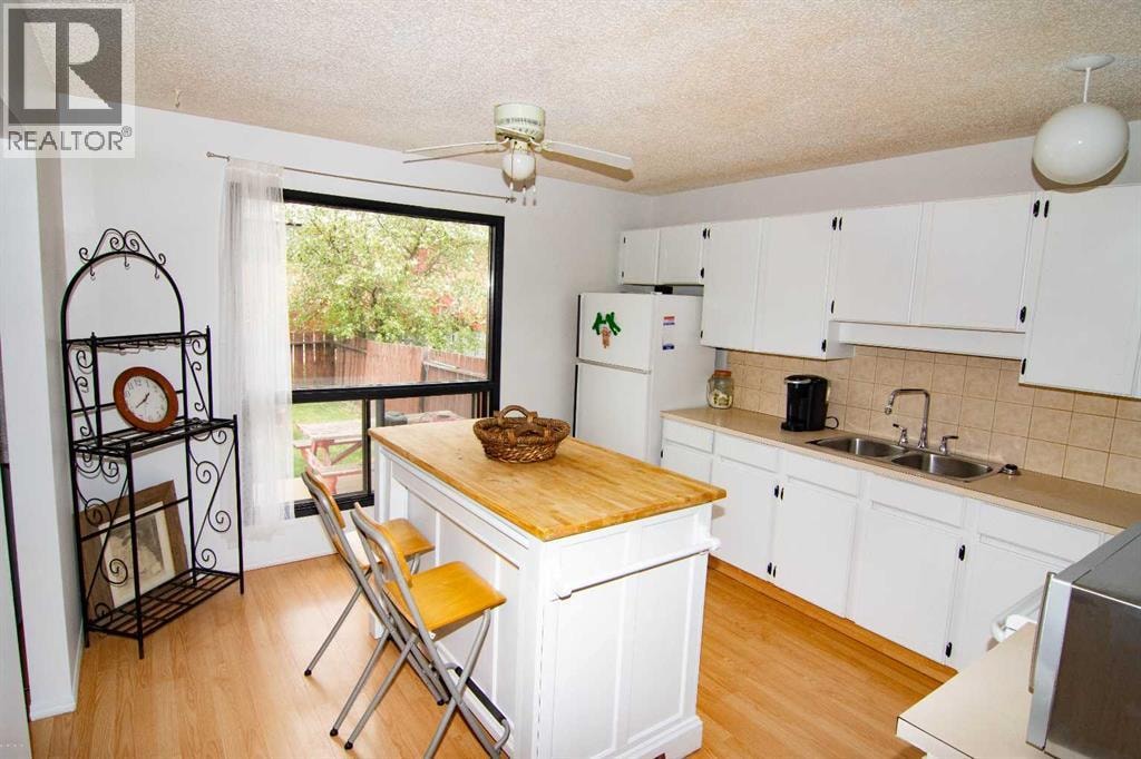 5502 Temple Road NE — photo 10