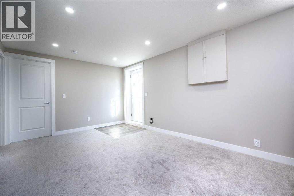 255 Castleridge Drive NE — photo 22