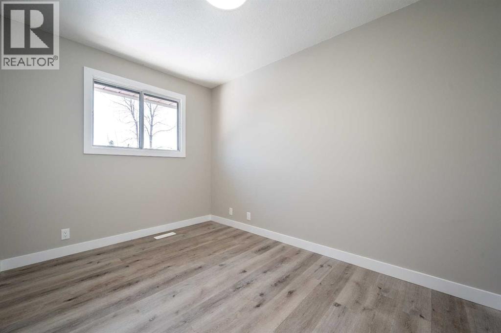 255 Castleridge Drive NE — photo 16