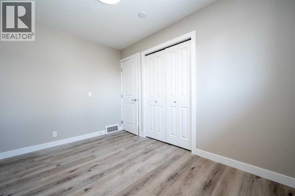 255 Castleridge Drive NE — photo 17