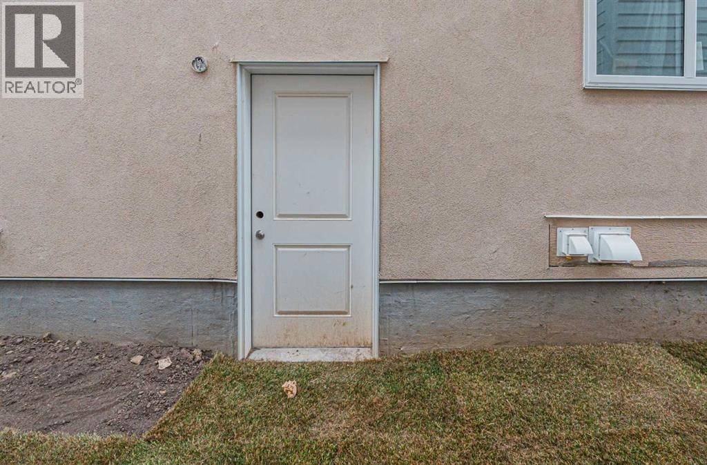 137 Saddlecrest Circle NE — photo 45