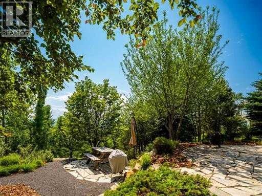 57 Slopes Point SW — photo 4