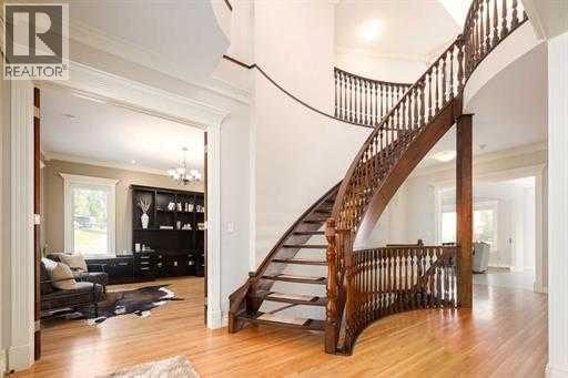 57 Slopes Point SW — photo 8