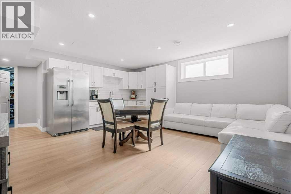 471 Canals Boulevard SW — photo 32
