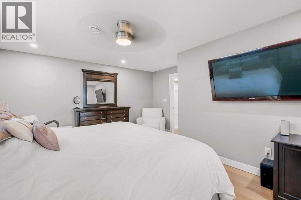 471 Canals Boulevard SW — photo 37